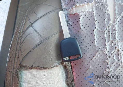 2004 Honda Pilot Ex-L z USA, uszkodzony, nr VIN 2HKYF18624H581770